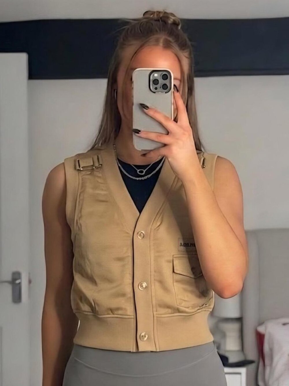 Honor The Gift Nylon Shop Vest in Khaki Size M